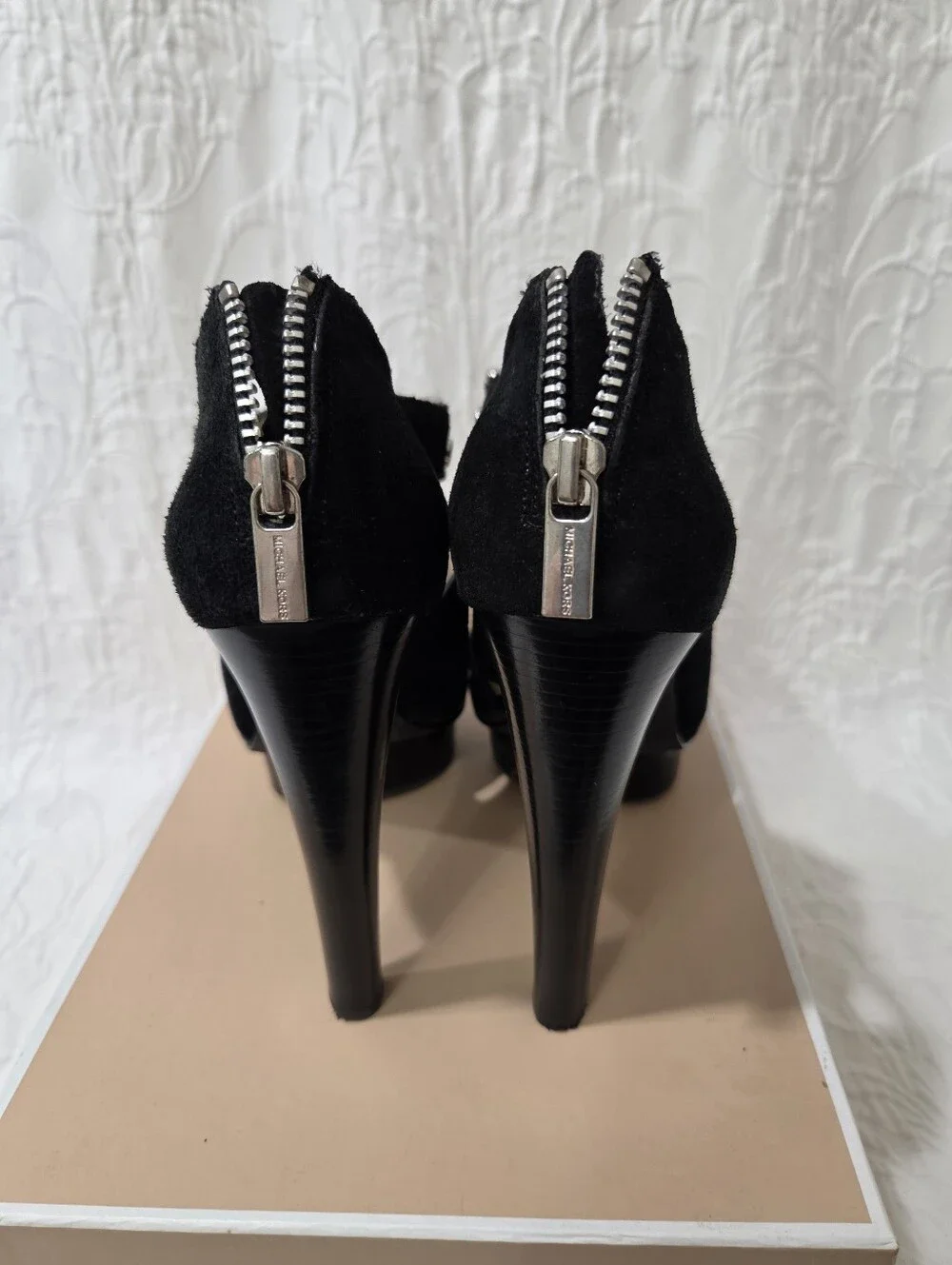MICHAEL Michael Kors genuine gladiator